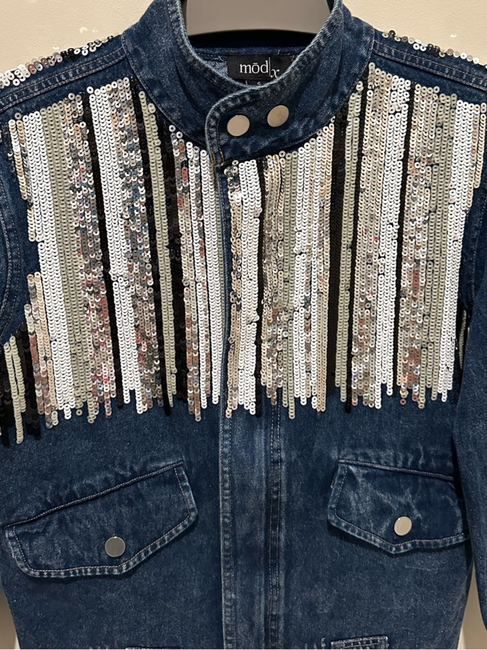 Mod x Women’s Dark Blue Multi-color Sequin Denim Jacket. Size Small - Picture 4 of 8